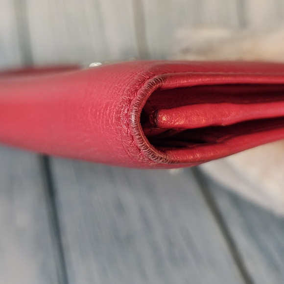 Salvatore Ferragamo Gancio Continental Leather Red Wallet GUC - Picture 14 of 15